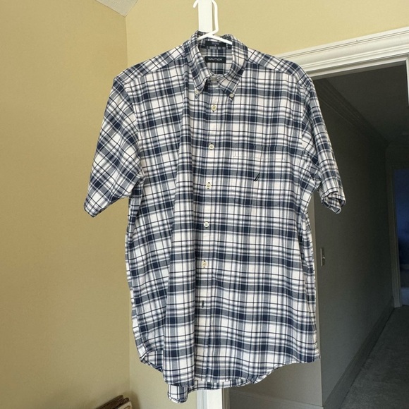 Nautica Short Sleeve Poplin Button Down Shirt Blue/White Plaid Men’s Size L - Picture 3 of 6